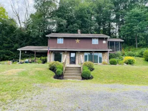 Image of Large fully-furnished family home nestled in beautiful elk country.