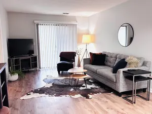 Image of 2 BR/Walk Downtown/Local Brews