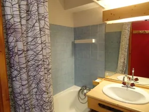 Image of 150m from resort center, Ground floor, balcony, tv, ski locker, 25m², Peisey-Vallandry