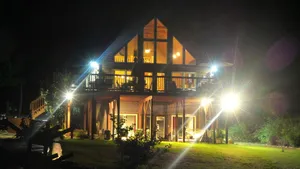 Image of MAKE VACATION MEMORIES IN A COZY LOG HOME ON MAIN LAKE