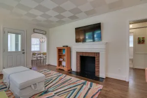 Image of Delightful Mid-Century Modern Bungalow