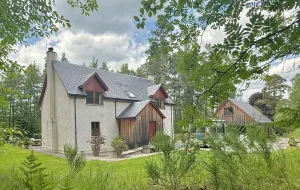 Image of Luxurious House With Large Enclosed Woodland Garden In Cairngorm National Park