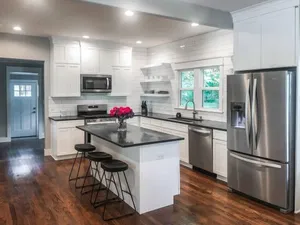 Image of PeteRetreat -Two blocks from OSU, newly remodeled home