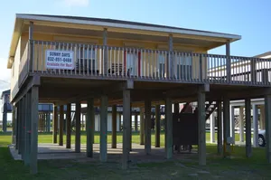 Image of Sunny Days - Beautiful, large Deck, and Nice Views! Free WIFI