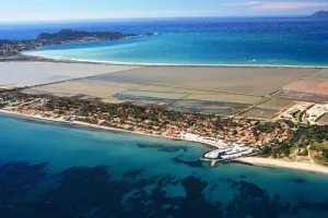 Image of VILLA HAMAC - Beach House - 80 m from the beach - La Bergerie presqu'ile de Giens