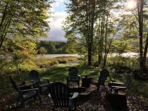 Image of Private Charming & Cozy -Lake Front Cottage- Great for Family, Friends & Couples