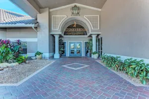 Image of Amazing 2 bedroom unit located on golf course near Siesta Key Beaches