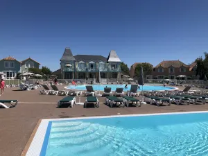 Image of HOUSE SWIMMING POOL TALMONT