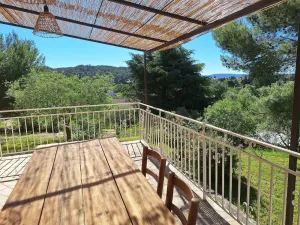 Image of Large air-conditioned villa on the outskirts of Beaucaire.