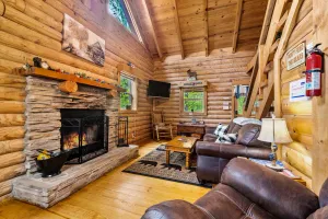 Image of Log Cabin near UTK, FP, Hot tub, Arcade, Fishing, Trails, Wildlife, Pets OK