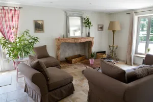 Image of CHARMING HOUSE WITH COURTYARD GARDEN BEAUTIFULLY RESTORED bucolic Village ****