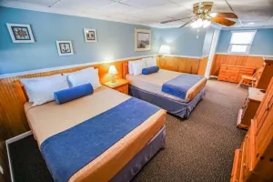 Image of Stunning 1BR Condo Steps to Island Free Library