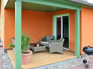 Image of House - small cottage on the sidelines