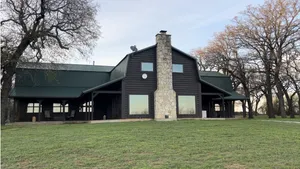 Image of Rural western cabin- just 5 mins from exciting Stephenville!