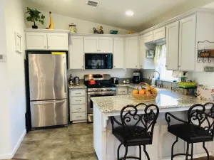 Image of Country escape just minutes from city & tourist spots
