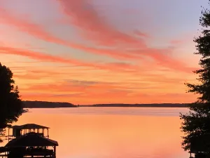 Image of 5 BR, 3.5 Bath, Game Room, Kayaks, Paddle Boards, PETS WELCOMED!
