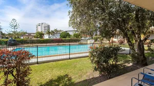Image of Forster Holiday Lodge 09