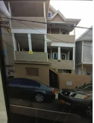 Image of One room\/bath & kitchen\/ safe deck