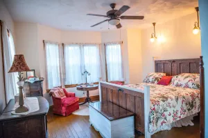 Image of Delaine Room - The Farmhouse Bed & Breakfast at Maple Bottom Farm