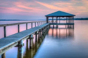 Image of Lakefront updated home on Lake Palestine near Tyler TX