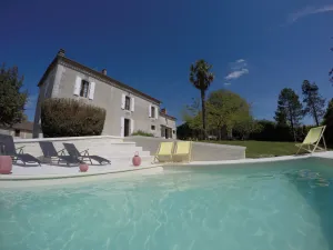 Image of BEAUTIFUL COUNTRY HOUSE (7ha) WITH PRIVATE HEATED POOL