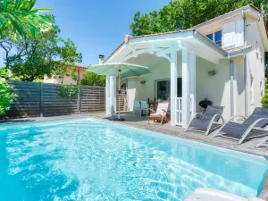 Image of Wonderful private villa for 6 guests with WIFI, private pool, TV, terrace, pets allowed and park...