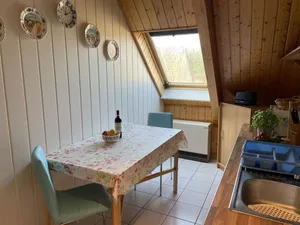 Image of Beautiful apartment for 5 guests with TV, patio, pets allowed and parking