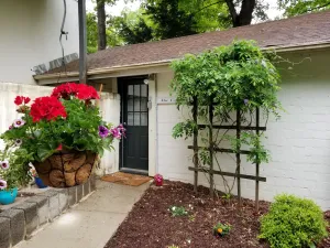 Image of Cottage on Hamby