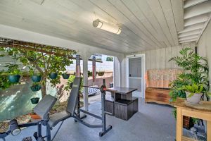 Image of Long Beach Apt w\/ Patio ~ 9 Mi to Beach Access!