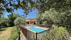 Image of Vacation villa Provence - with large garden with pool + boules; home office equipment