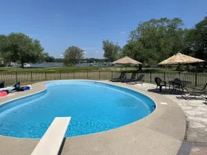 Image of Newly Remodeled in Pistakee Bay on the Chain O' Lakes