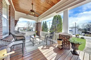 Image of Historic Clinton Craftsman