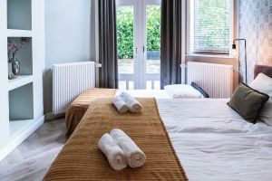 Image of Luxury space with fast WiFi, 40m² herringbone floors, and ensuite rain shower for 4.