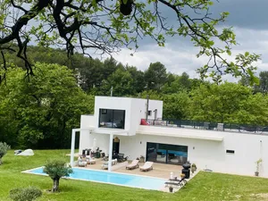 Image of Villa Contemporary Architect heated pool garden 4000m2 quiet
