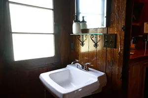 Image of Cabin #4 - Gone Fishin'