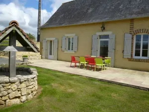 Image of Cozy Gîte with Private Bathrooms, Terrace, and Garden near Le Mans - Sleeps 8
