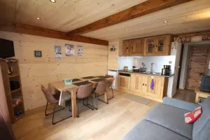Image of 100m from ski slopes, 1st floor, view ski slopes/mountain, balcony, tv, ski locker, 31m²