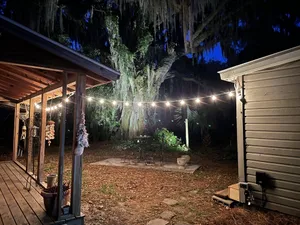 Image of Great One Room with Full Bath Guest House!