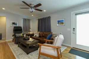 Image of Luxury Retreat 1 block to downtown OP