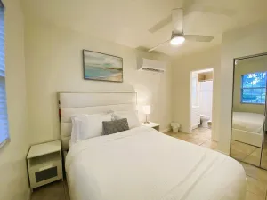 Image of Modern 1BR\/1BA Guest House by Universal\/Parks