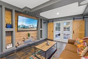 Image of La Casita Experience, Sleeps 12, Hot Tub Jacuzzi
