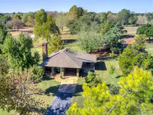 Image of Private Cabin on acreage with pool & tennis court!