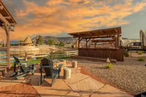 Image of Experience Zion in a Luxurious Western Wagon #29 15 min from Zion w\/ 2QB & Outdoor Kitchen