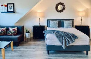 Image of Centrally Located Modern Studio With Gorgeous View