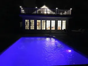 Image of Beautiful SagHarbour Village W\/Heated pool 5 min walk to Beach\/Restaurant\/Museum
