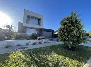 Image of Family Getaway with Siete Coramba in Ocean Grove