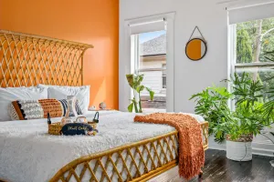 Image of Jungalow 🌿🐯 3 KING BEDS 👑  | Free Parking  | Short North | Downtown | High Street!