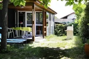 Image of Rentals close to shops with enclosed garden for families or others