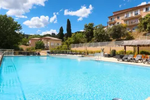 Image of Charmant T4 climatisé | Accès aux piscines