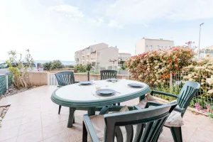 Image of MI70 3 room house with sea view and WIFI in a residence with swimming pool